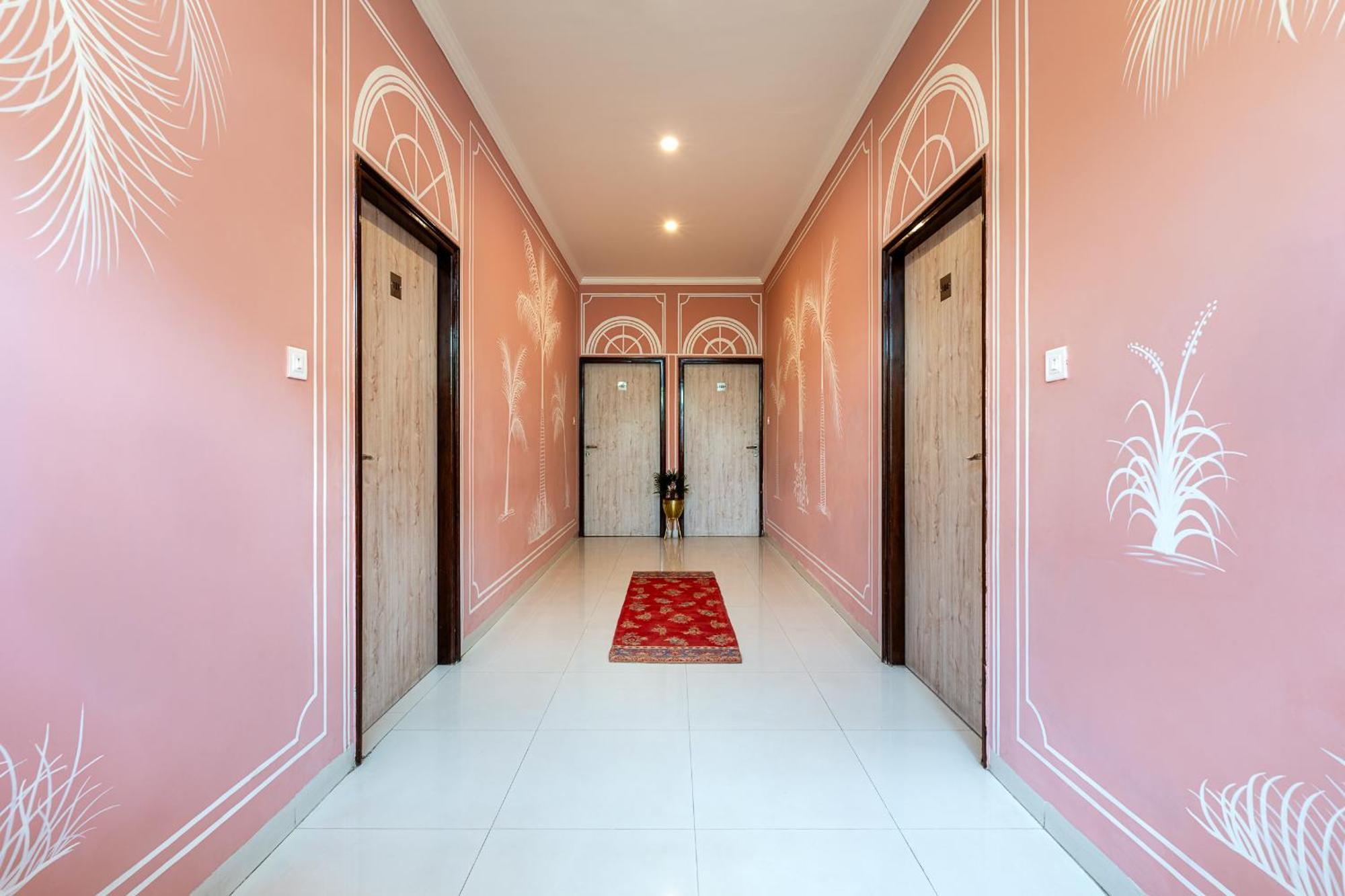 Nine Palms Resort Τζαϊπούρ Εξωτερικό φωτογραφία